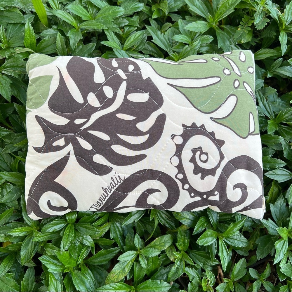 Manuhealii Small Pillow Monstera Print 9x12